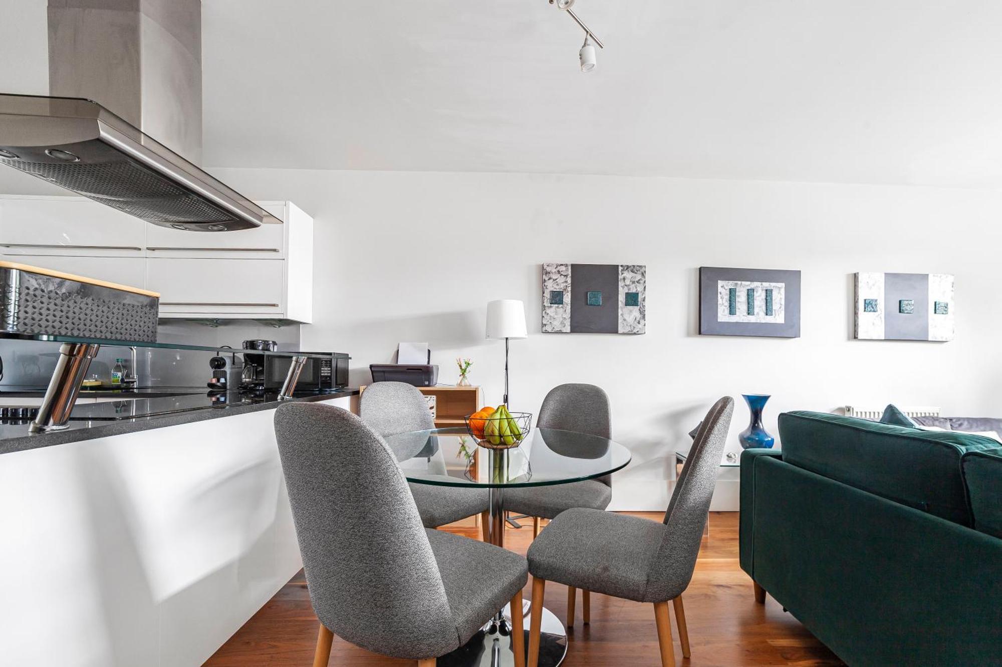 Apartament Deluxe Holborn Two Bedroom *